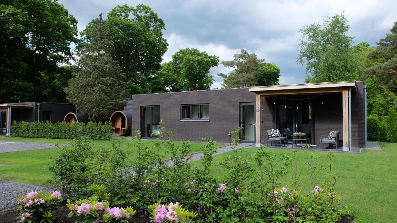 The Black Oak - Luxe Met Prive Sauna Holiday home *