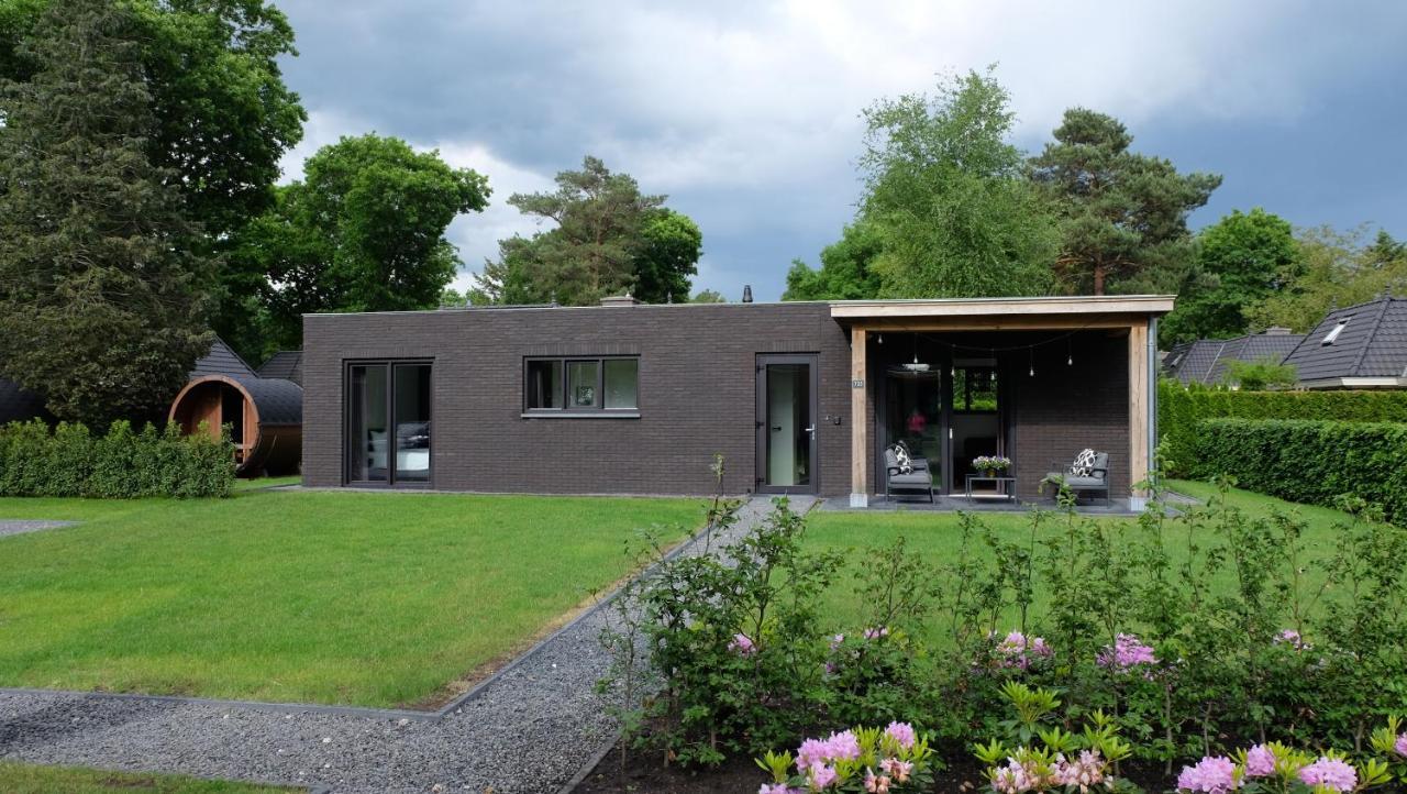 Holiday home The Black Oak - Luxe Met Prive Sauna Voorthuizen
